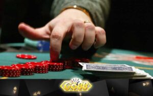 Giải mã cách lựa chọn hand khi chơi Poker mới nhất 2024